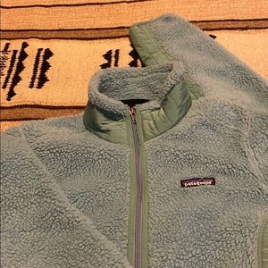 Patagonia full zip. Size small.